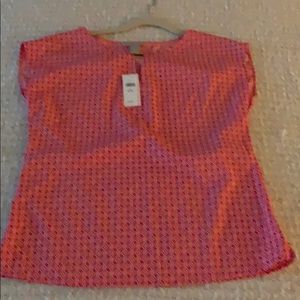 Patterned pink and red top sleeveless